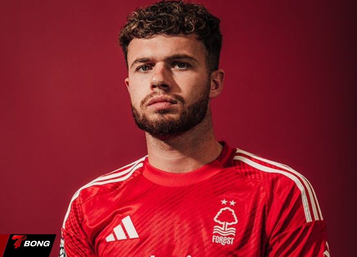 Neco Williams chính thức chuyển sang Nottingham Forest